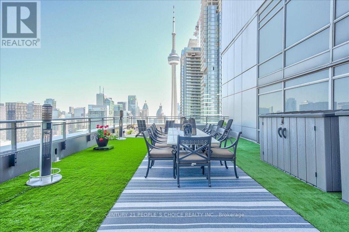 Toronto (waterfront Communities), ON M5V3Z1,25 Telegram Mews #PH5201