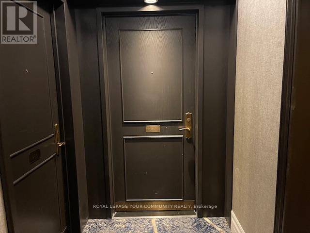 Toronto (willowdale East), ON M2N7H5,2 Clairtrell RD #205