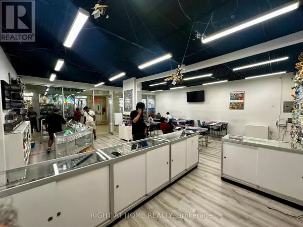 Toronto (bay Street Corridor), ON M5B1S8,384 Yonge ST #40