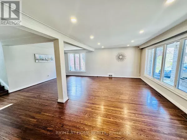 Toronto (willowdale West), ON M2R1A4,23 CHRISTINE CRESCENT