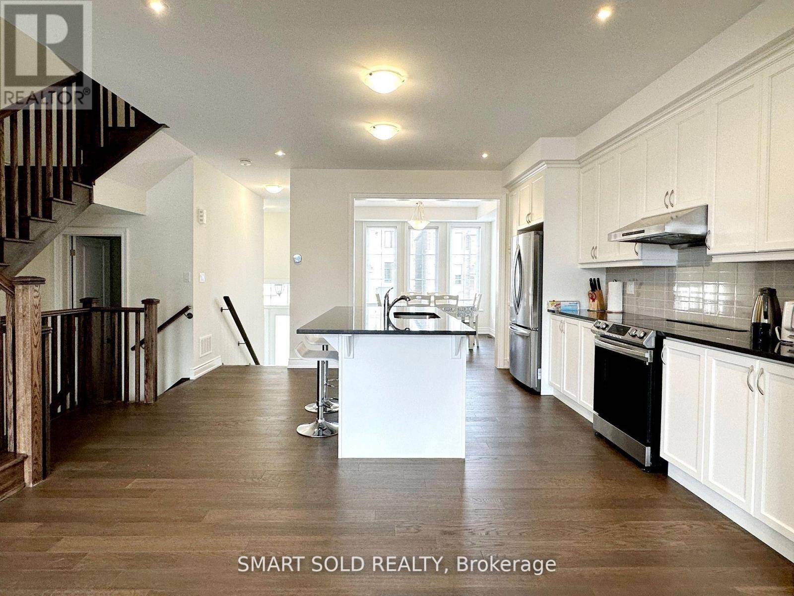 Toronto (newtonbrook West), ON M2R2N1,76 WILLIAM DURIE WAY