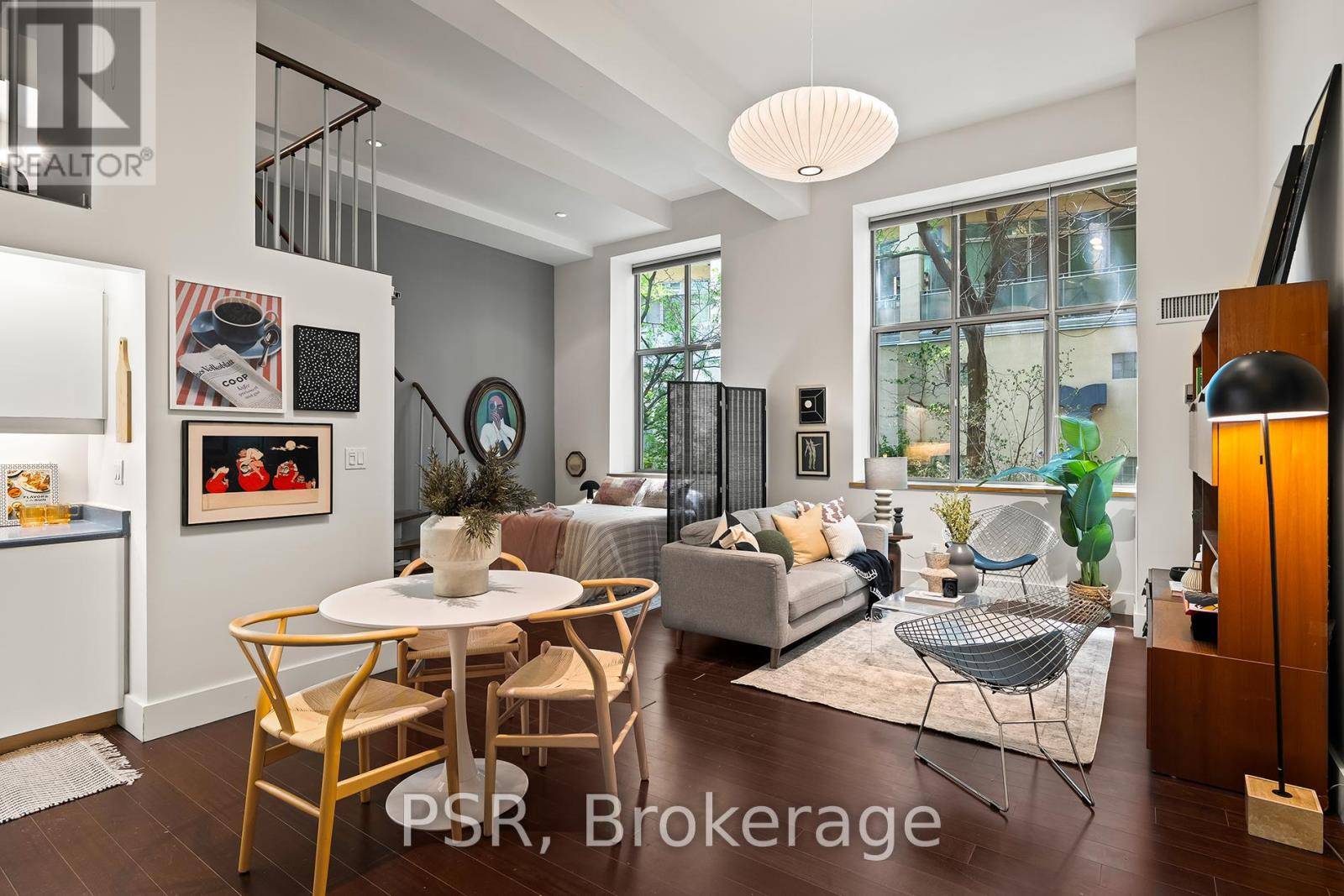 21 Nassau ST #202, Toronto (kensington-chinatown), ON M5T3K6