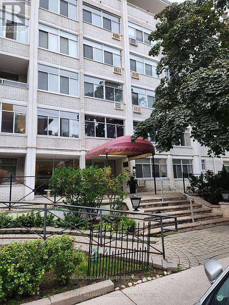 335 Lonsdale RD #402, Toronto (forest Hill South), ON M5P1R4