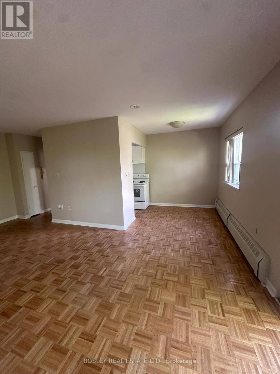 Toronto (leaside), ON M4G2L9,972 Eglinton AVE East #601