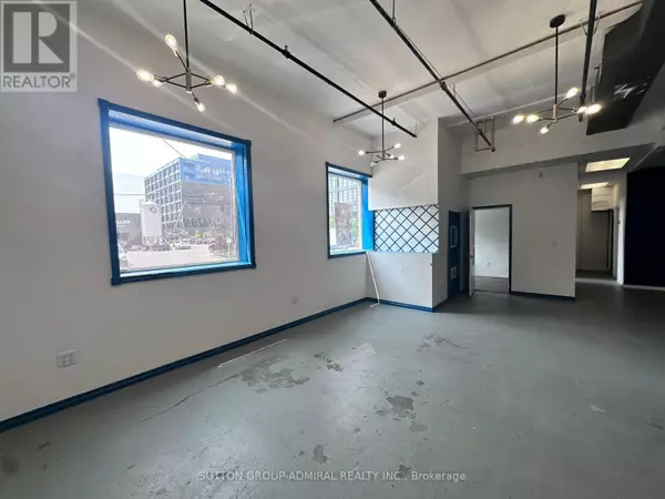 Toronto (dufferin Grove), ON M6R2B2,151 Sterling RD #Studio 6