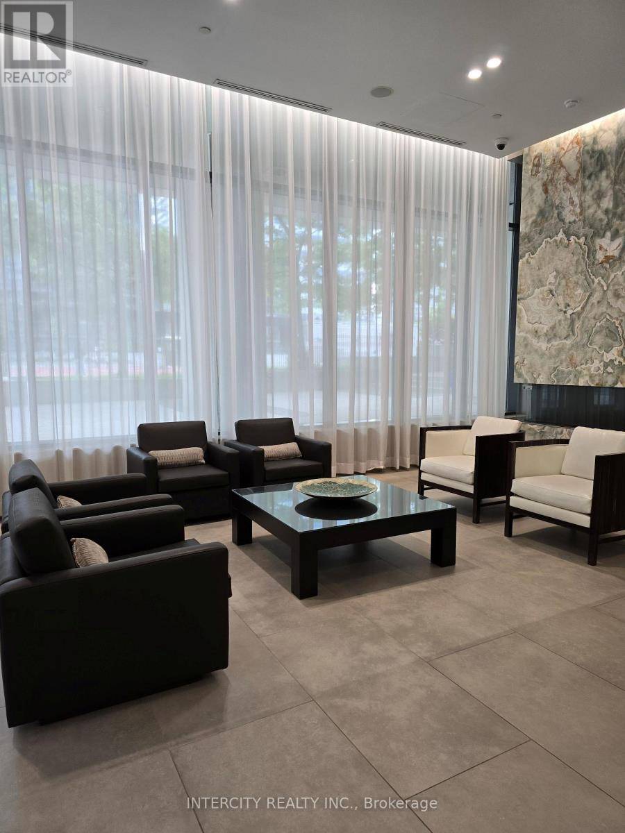 Toronto (mount Pleasant West), ON M4P1R2,70 Roehampton AVE #1612