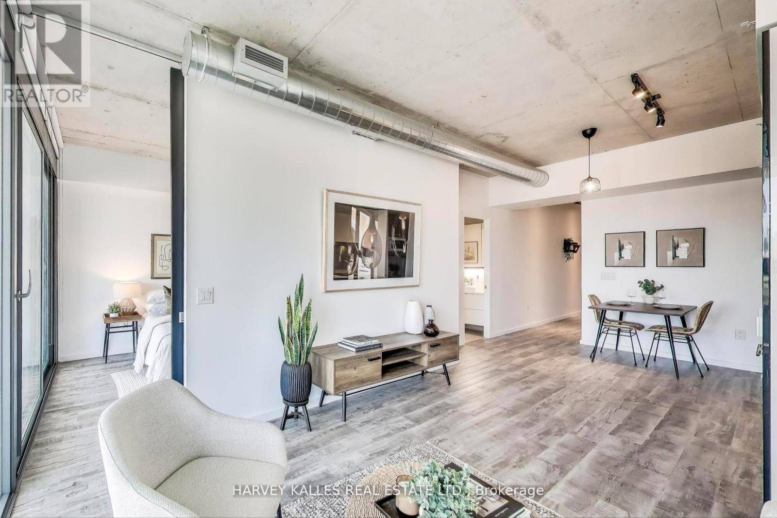 Toronto (waterfront Communities), ON M5A0M4,170 Bayview AVE #710