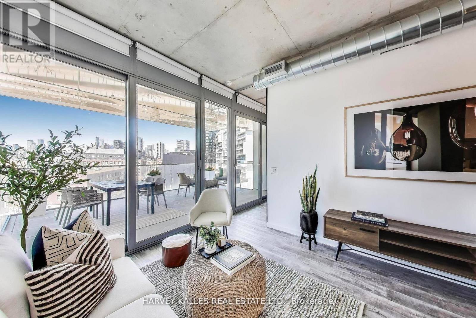 Toronto (waterfront Communities), ON M5A0M4,170 Bayview AVE #710