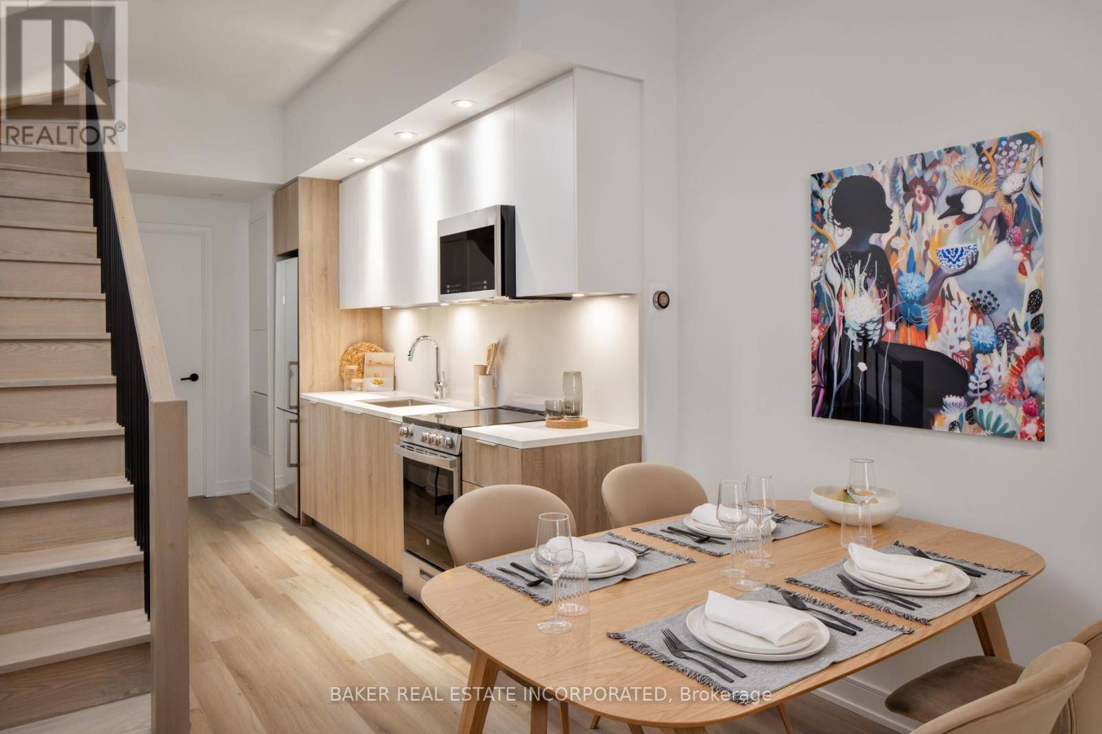 Toronto (waterfront Communities), ON M5A1C8,181 Mill ST #TH107