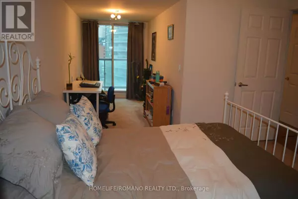 Toronto (waterfront Communities), ON M5J3A3,19 Grand Trunk CRES #1202