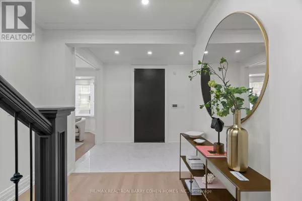 Toronto (bridle Path-sunnybrook-york Mills), ON M4N1K9,267 ST LEONARDS AVENUE