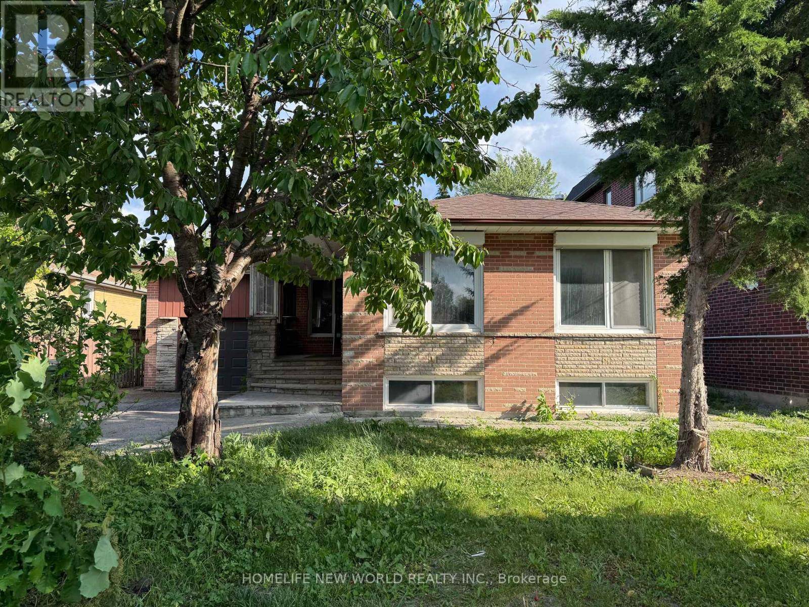 Toronto (newtonbrook West), ON M2M1M7,275 PLEASANT AVENUE