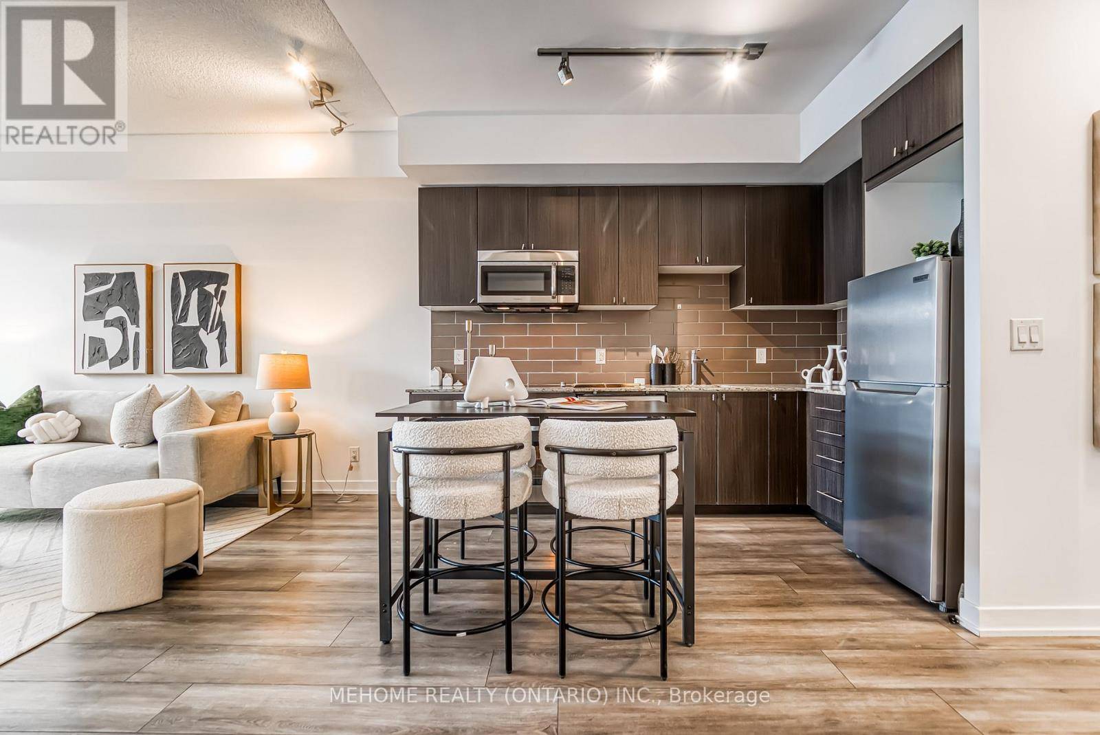 Toronto (bayview Village), ON M2K0C7,18 Rean DR #202