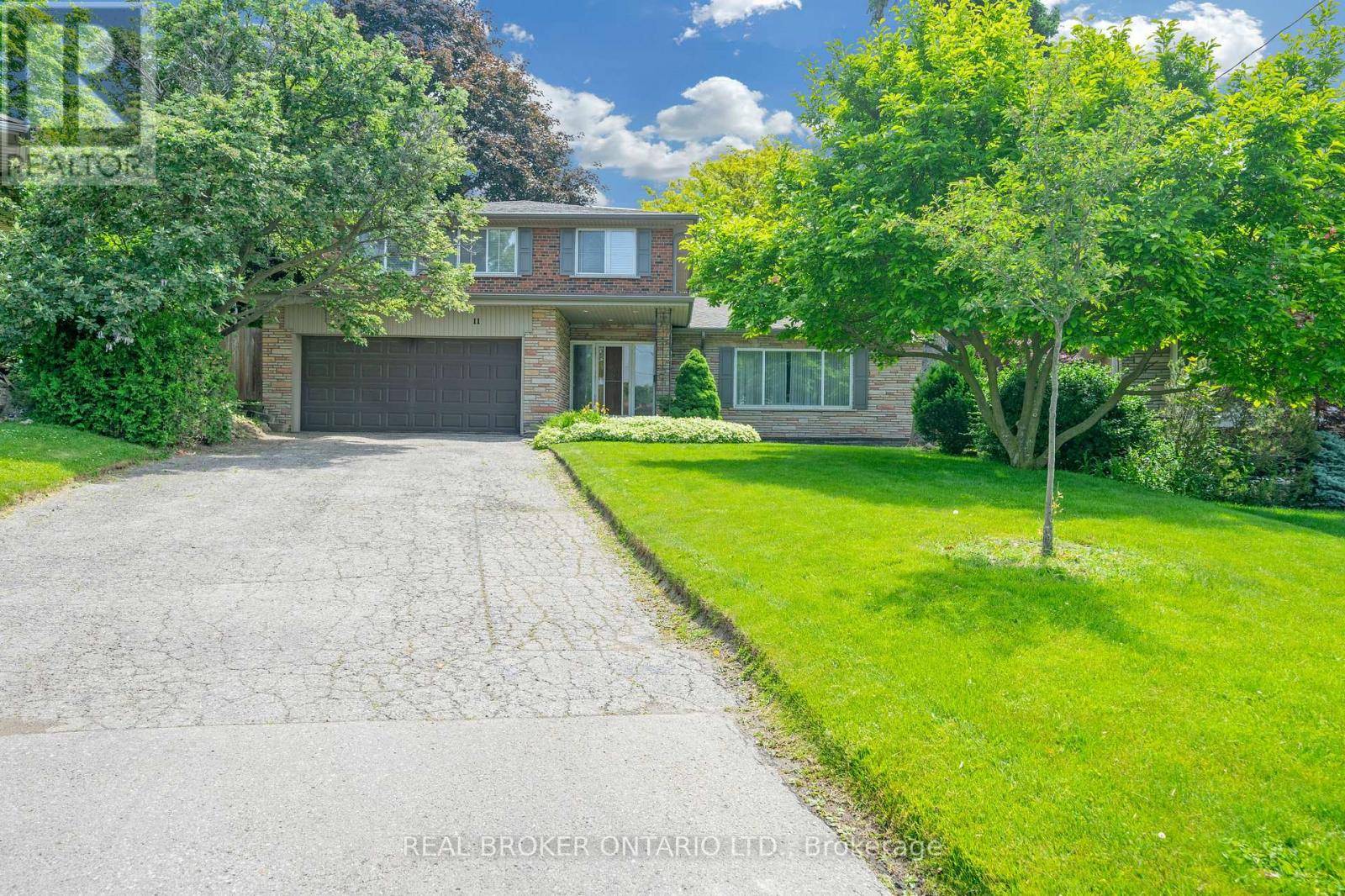 11 CARONPORT CRESCENT, Toronto (parkwoods-donalda), ON M3A1G9
