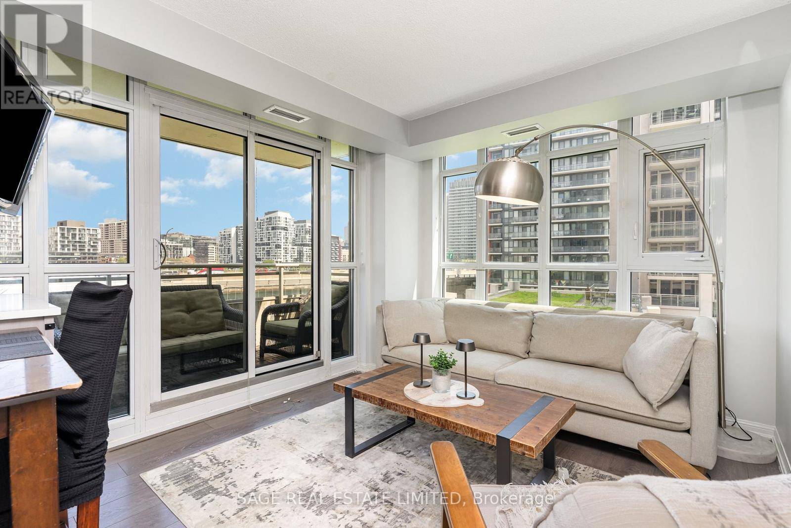 35 Bastion ST #1019, Toronto (niagara), ON M5V0C2