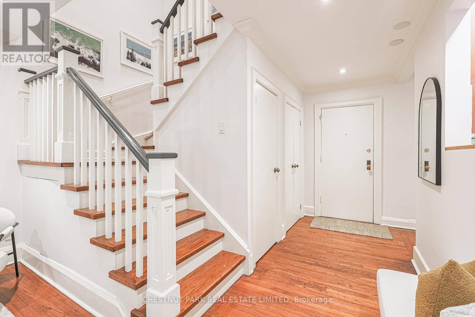 Toronto (yonge-eglinton), ON M5P2H8,480 Oriole Pkwy #111
