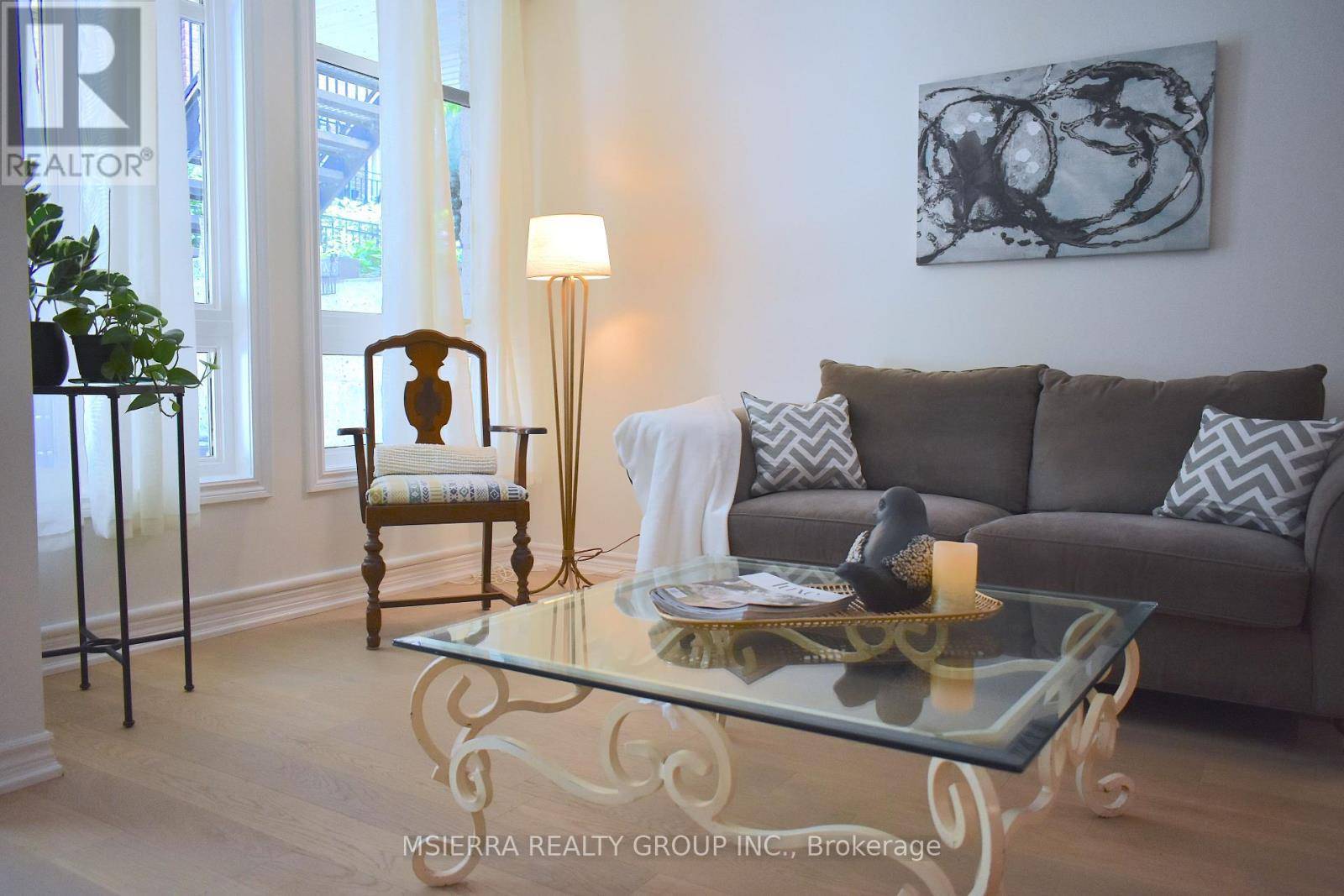 Toronto (victoria Village), ON M4A2Y5,65 Cranborne AVE #108