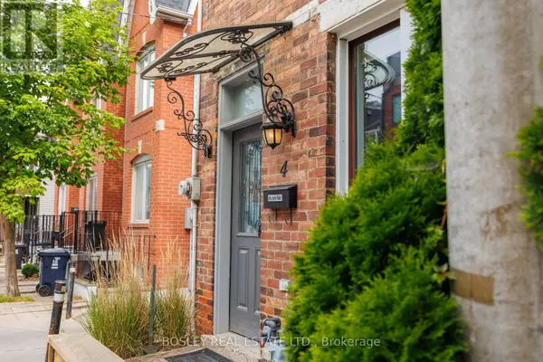 4 WHITAKER AVENUE, Toronto (niagara), ON M6J1A1