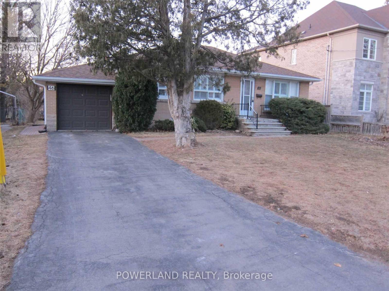 46 Transwell AVE #Unit B, Toronto (newtonbrook West), ON M2R2J8