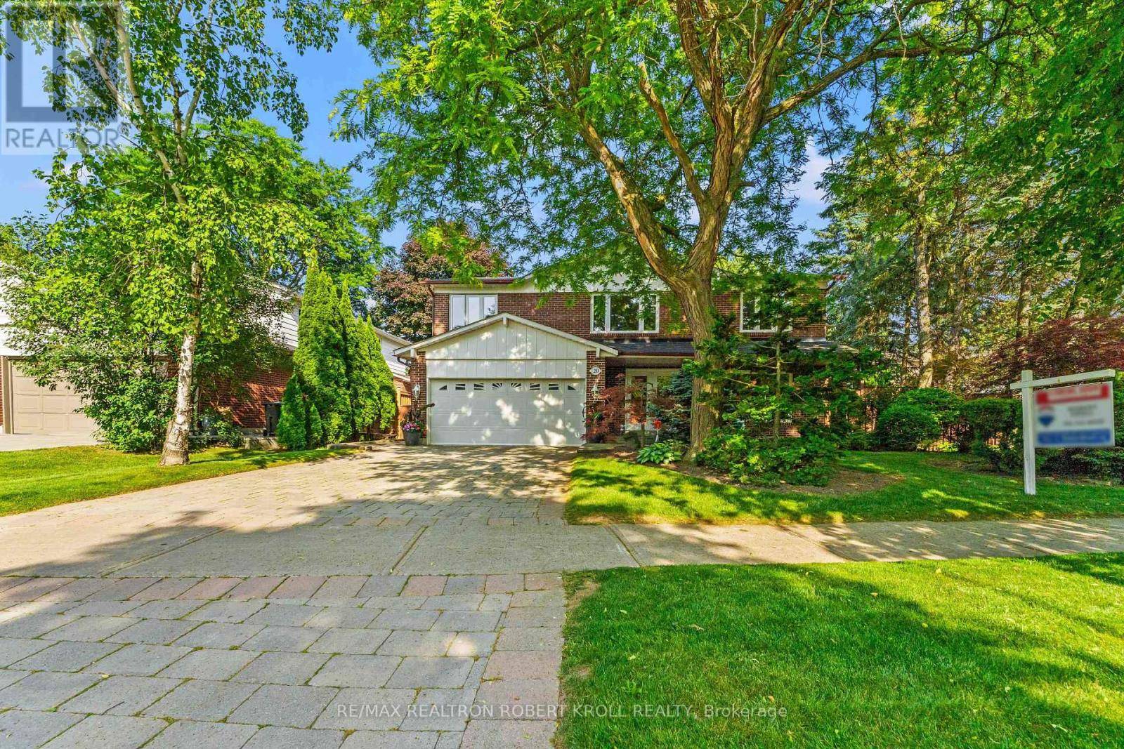 20 SONATA CRESCENT, Toronto (banbury-don Mills), ON M3B2C4
