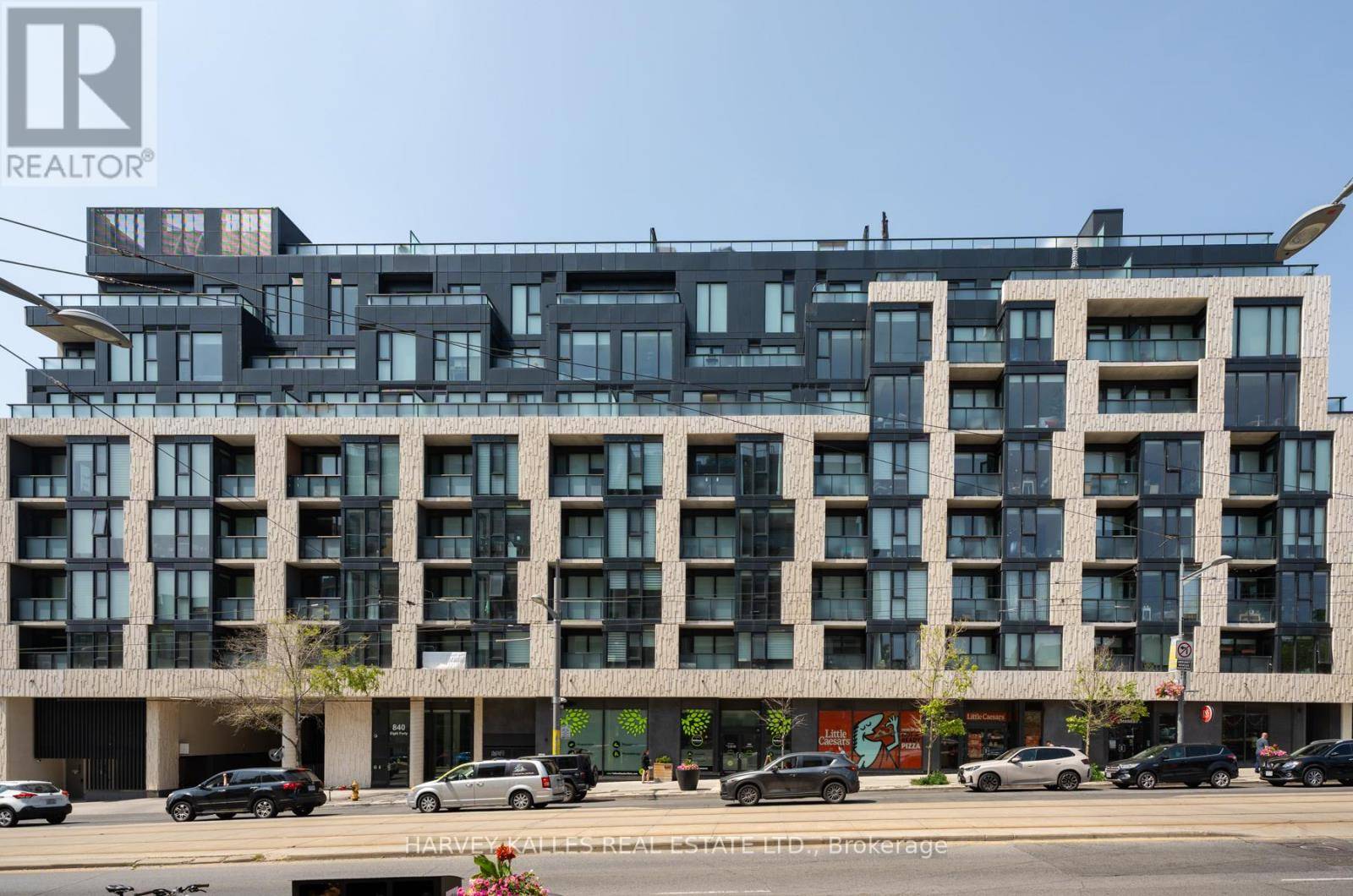 Toronto (oakwood Village), ON M6C0A4,840 St Clair AVE West #708