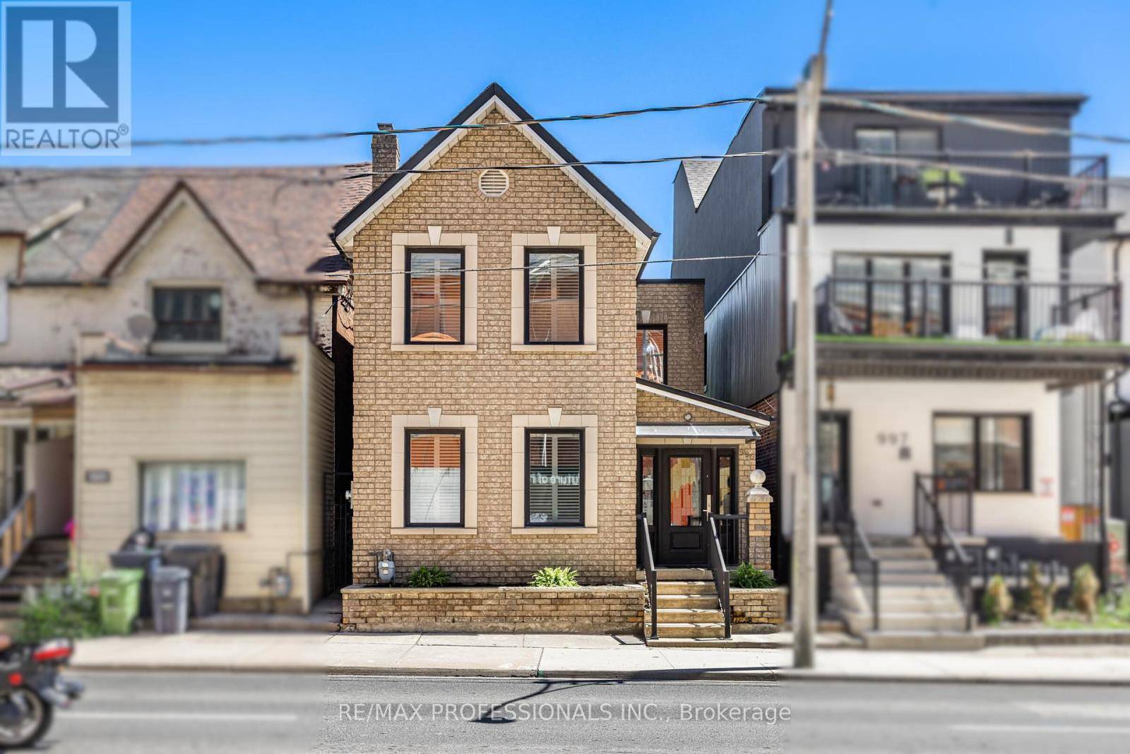 999 DUFFERIN STREET, Toronto (dufferin Grove), ON M6H4B2