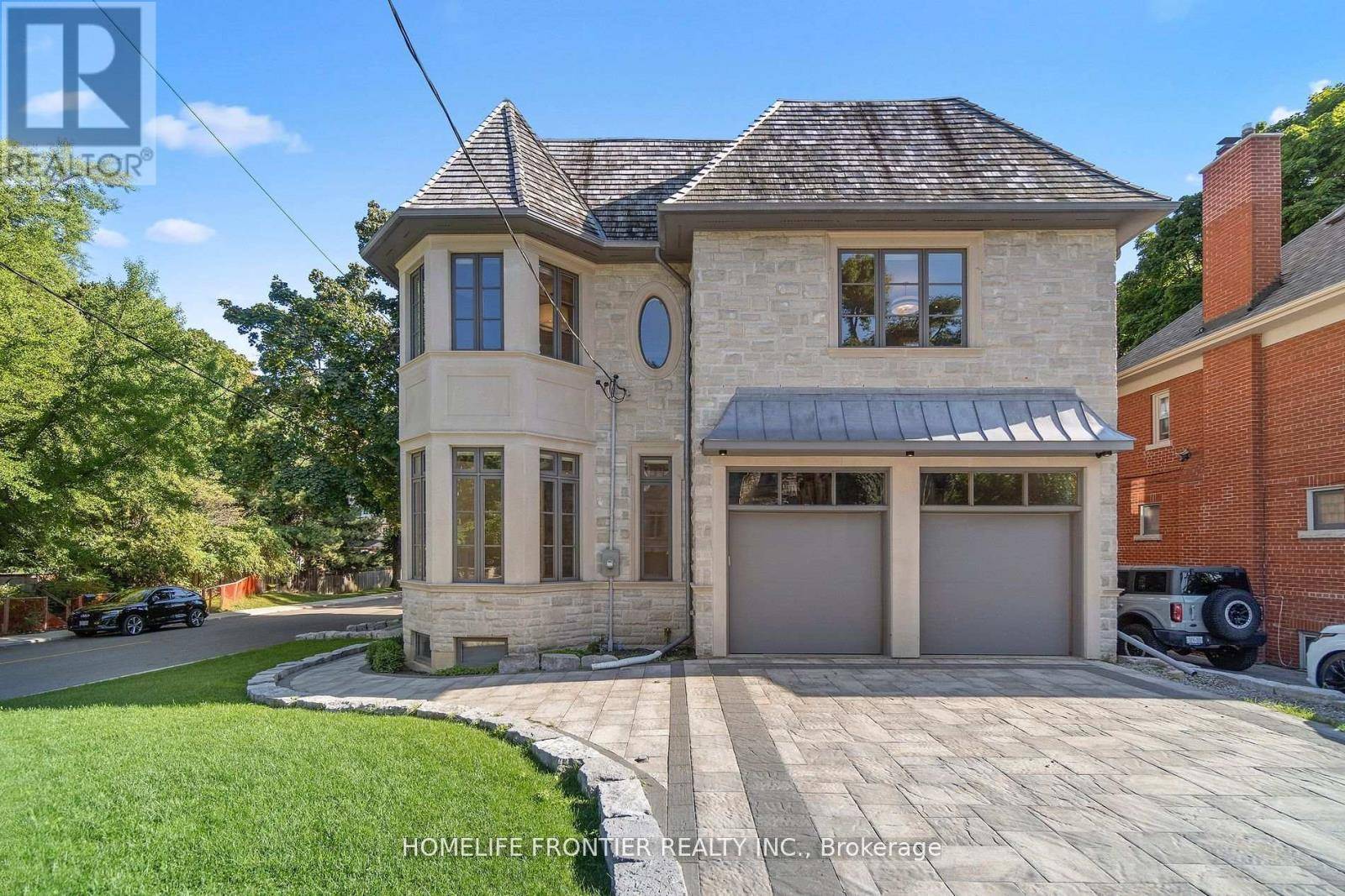 Toronto (forest Hill South), ON M5P2Z5,8 VESTA DRIVE