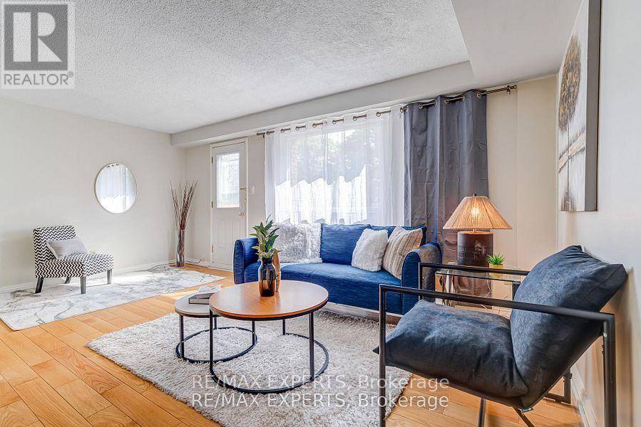 23 THIMBLE BERRY WAY, Toronto (hillcrest Village), ON M2H3K6