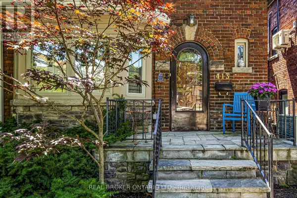 Toronto (lawrence Park South), ON M5N1J9,413 ROSELAWN AVENUE