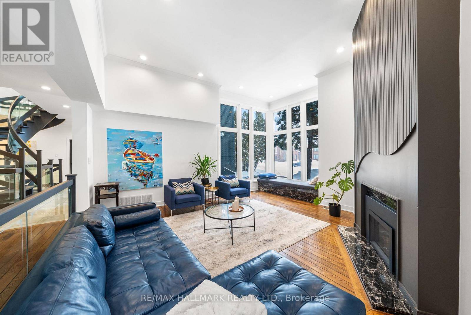 Toronto (bayview Village), ON M2K2V2,97 CLARINDA DRIVE