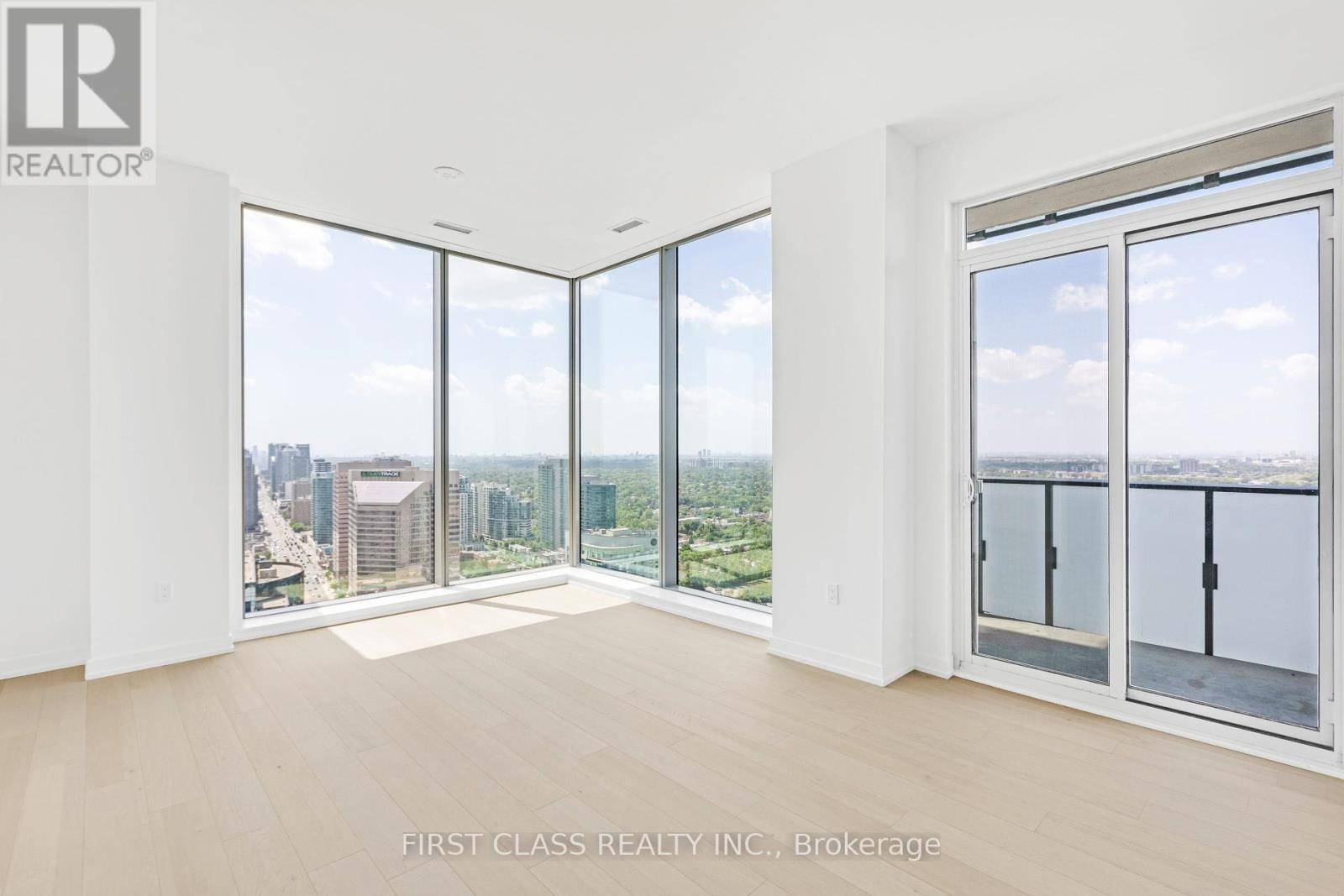 Toronto (newtonbrook East), ON M2M0B9,8 Olympic Garden DR #S3504