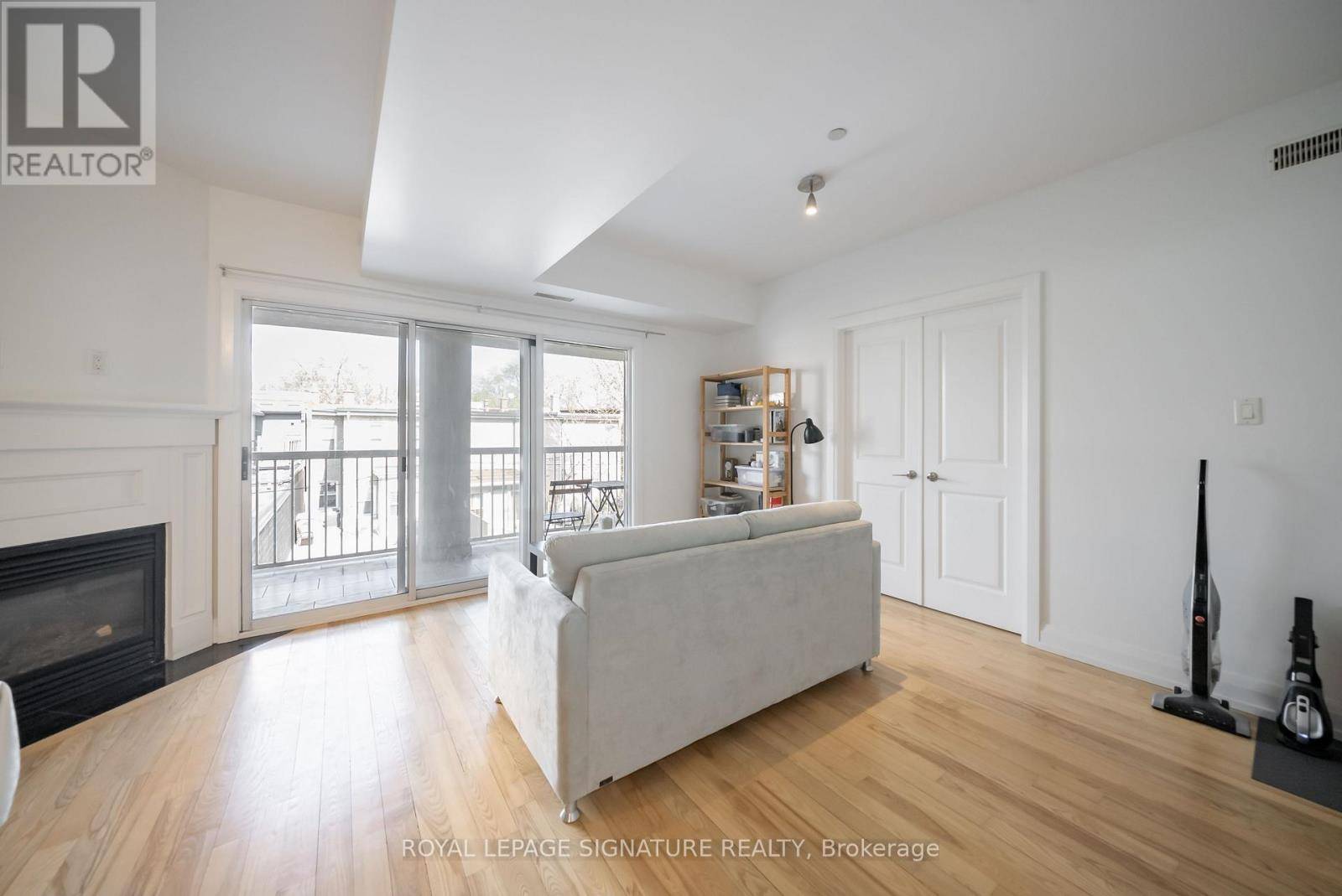 Toronto (annex), ON M6G1Y6,473 Dupont ST #3