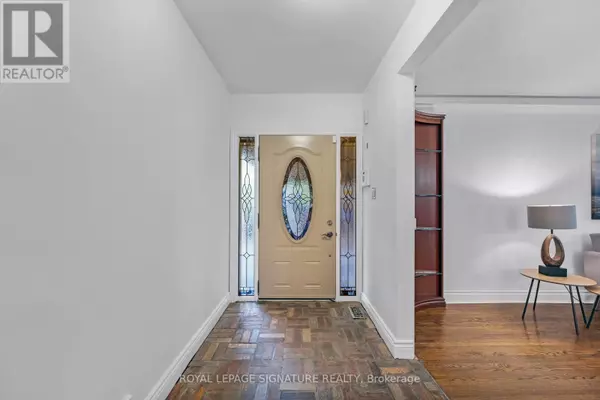 Toronto (bayview Village), ON M2K1W2,23 PALOMINO CRESCENT