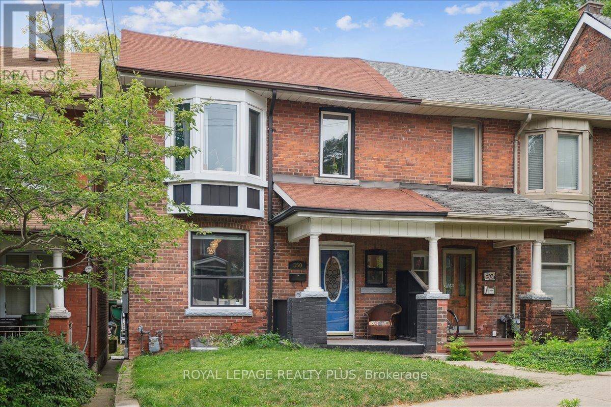 Toronto (casa Loma), ON M5R3C9,350 ALBANY AVENUE