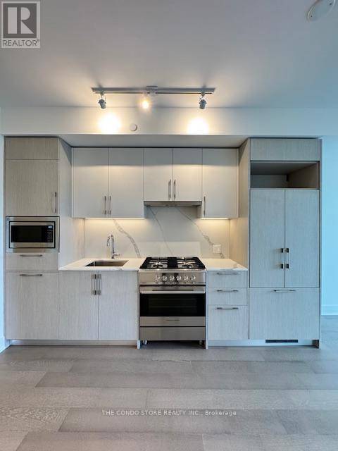 8 Manor RD West #505, Toronto (yonge-eglinton), ON M4S2A5