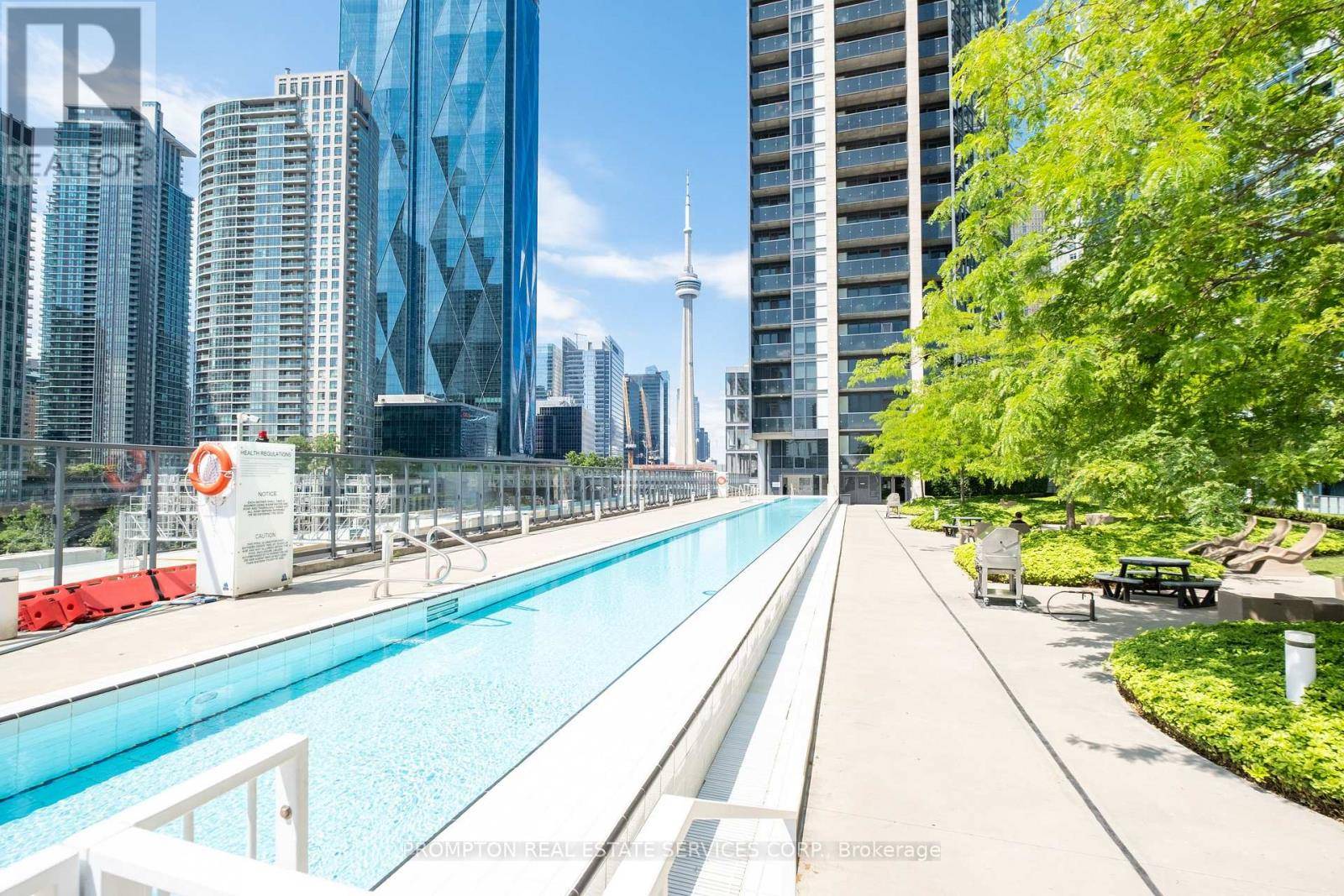 1 The Esplanade #807, Toronto (waterfront Communities), ON M5E0A8