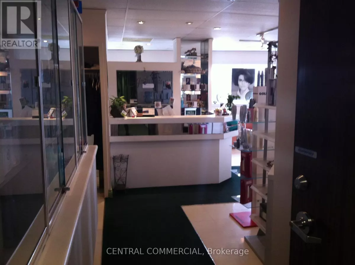 Toronto (henry Farm), ON M2K1C4,738 sheppard AVE East #208