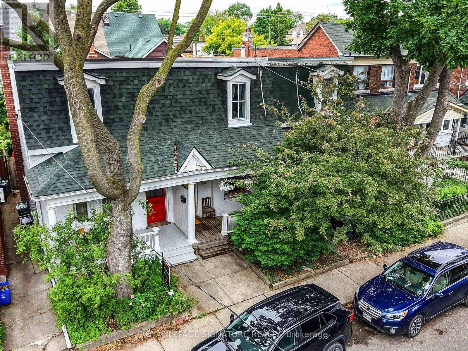 Toronto (trinity-bellwoods), ON M6J2K5,130 MANNING AVENUE
