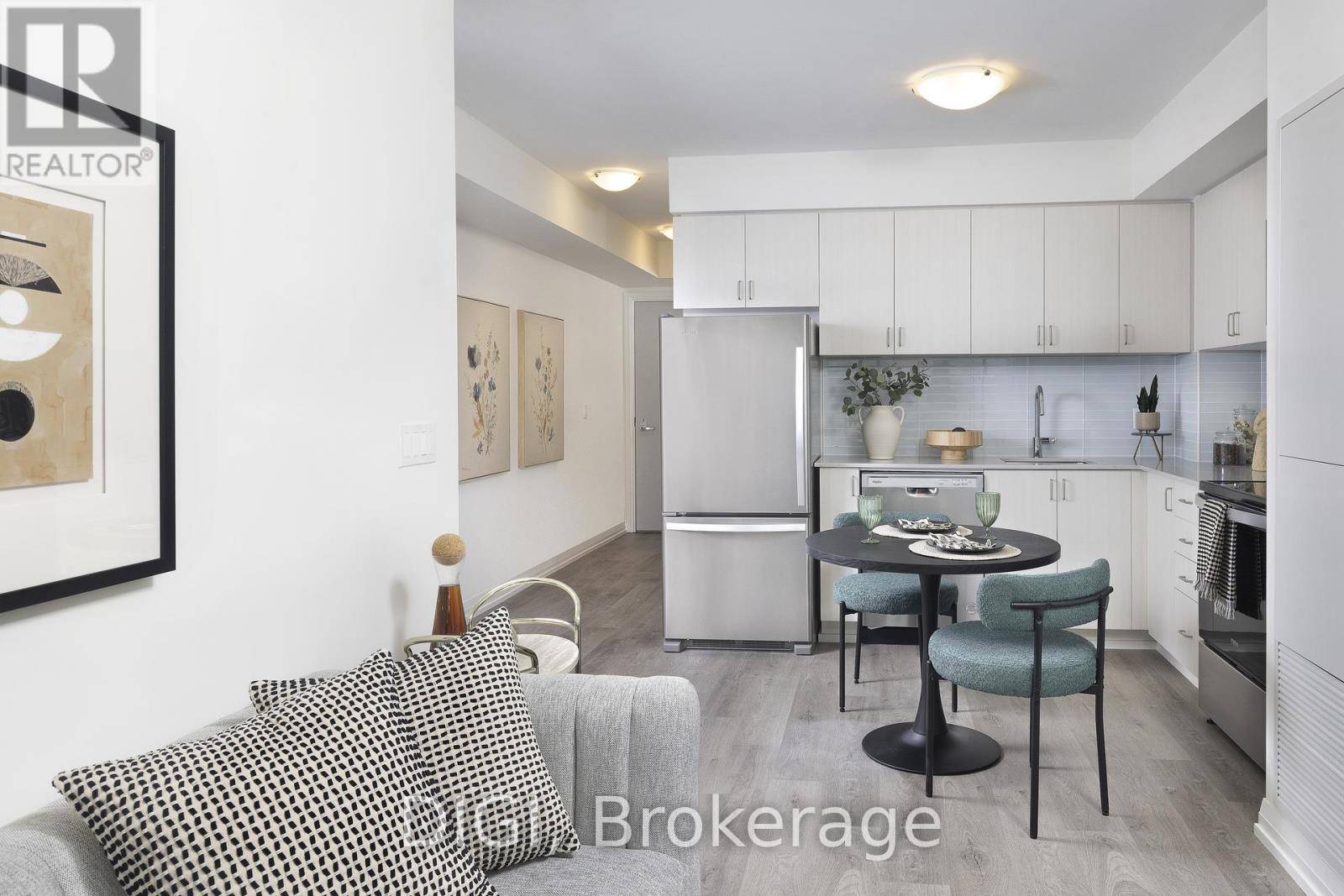 Toronto (henry Farm), ON M2J0H8,325 Yorkland BLVD #3511