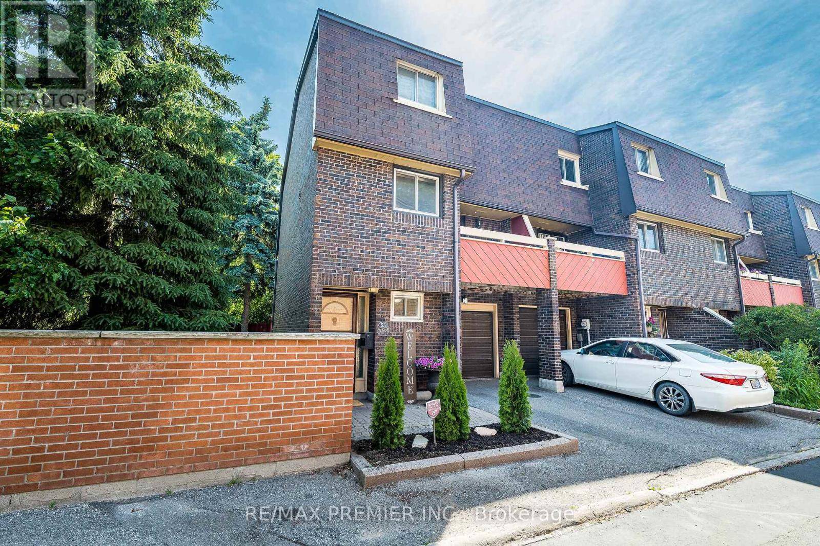 Toronto (pleasant View), ON M2J4V2,53 POETS WALK WAY