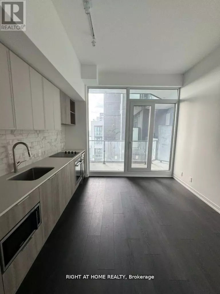 Toronto (humewood-cedarvale), ON M5P0A6,2020 Bathurst ST #935