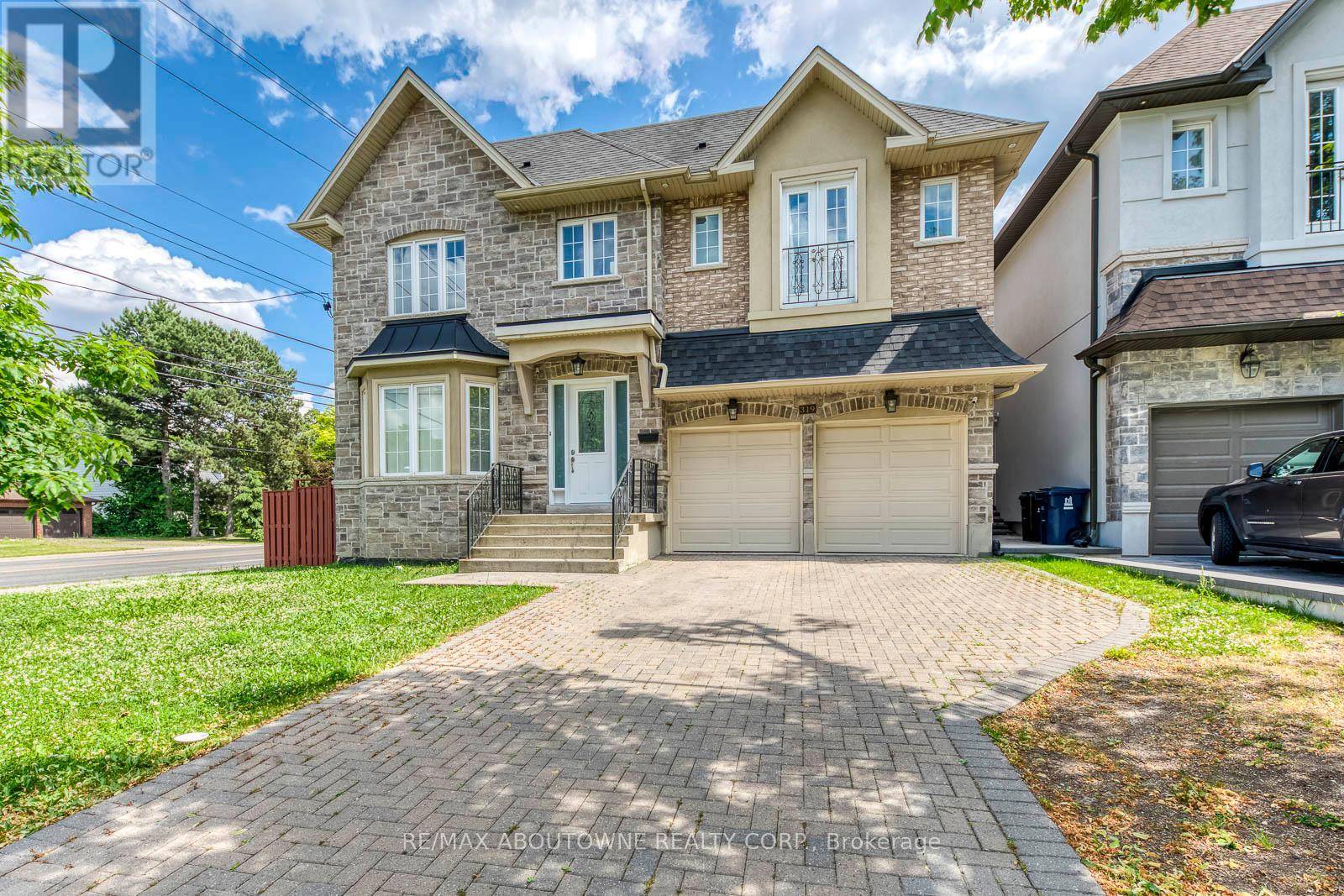 Toronto (willowdale East), ON M2N4N2,319 HOLMES AVENUE