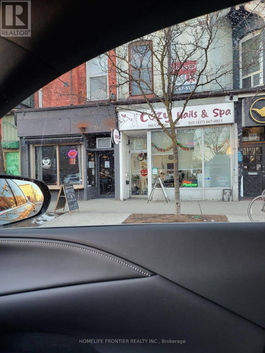 386 COLLEGE STREET, Toronto (university), ON M5T1S7