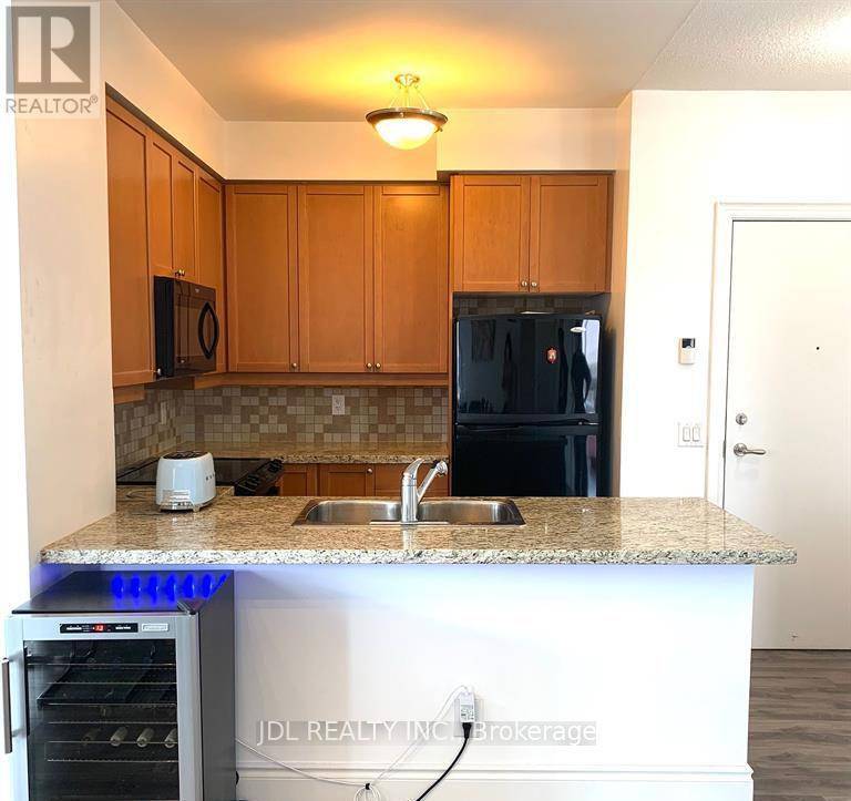 Toronto (newtonbrook West), ON M2M1R2,25 Greenview AVE #Ph26