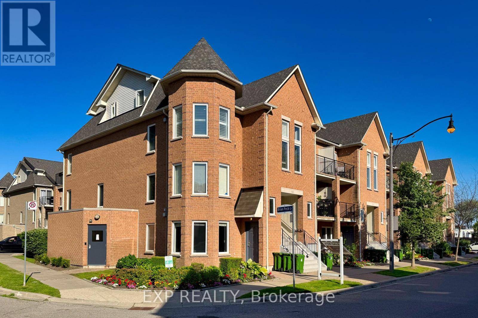 Toronto (leaside), ON M4G4J2,120 Aerodrome CRES #301