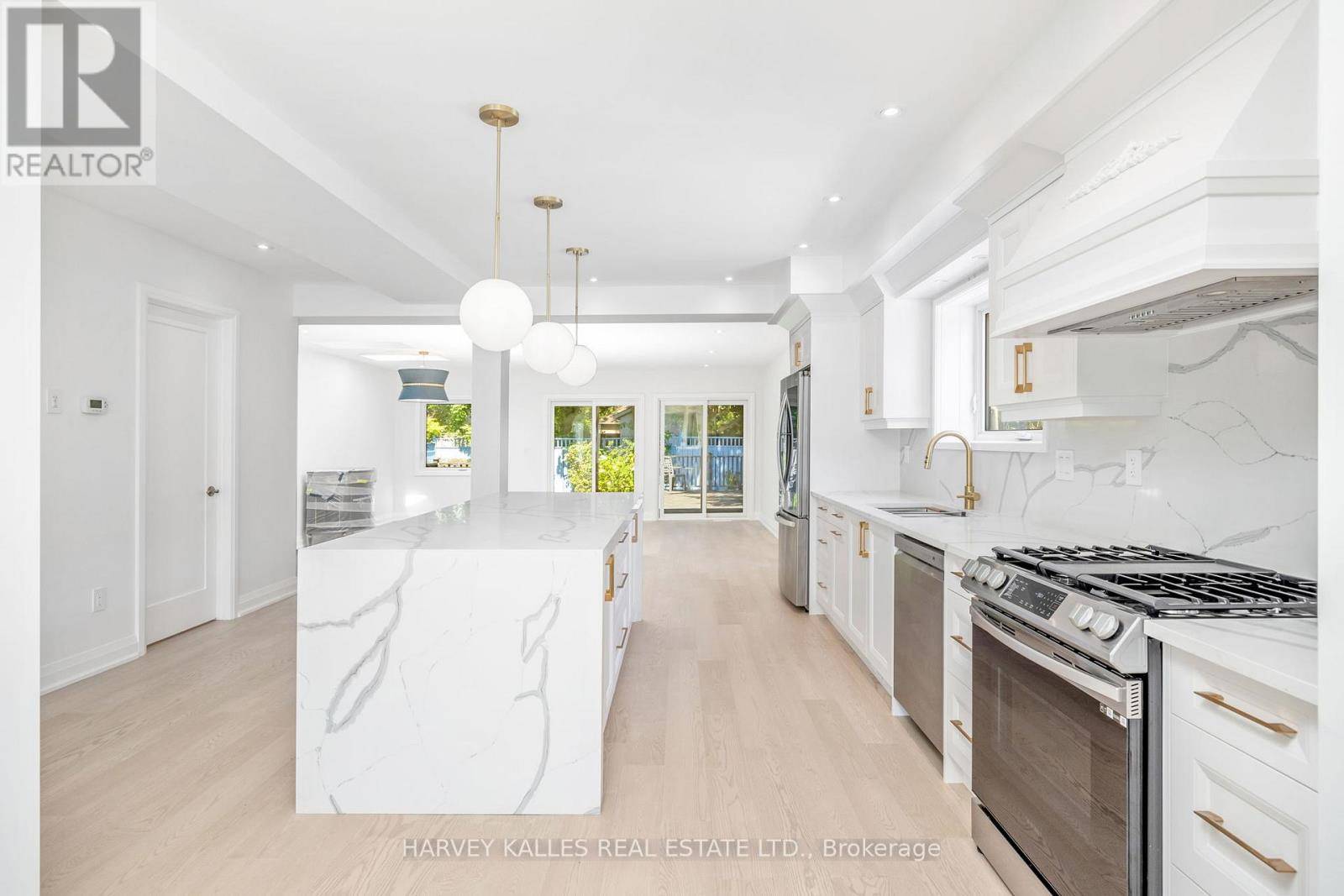 101 CLIFTON ROAD, Toronto (mount Pleasant East), ON M4T2G3
