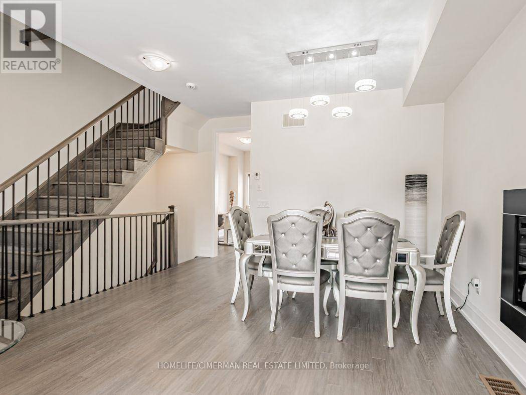 Toronto (newtonbrook East), ON M2N0K3,7 KENNETH WOOD CRESCENT