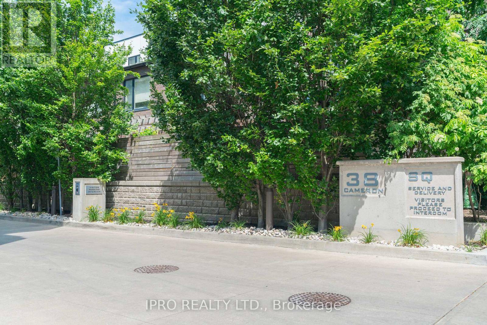 Toronto (kensington-chinatown), ON M5T0C3,38 Cameron ST #601