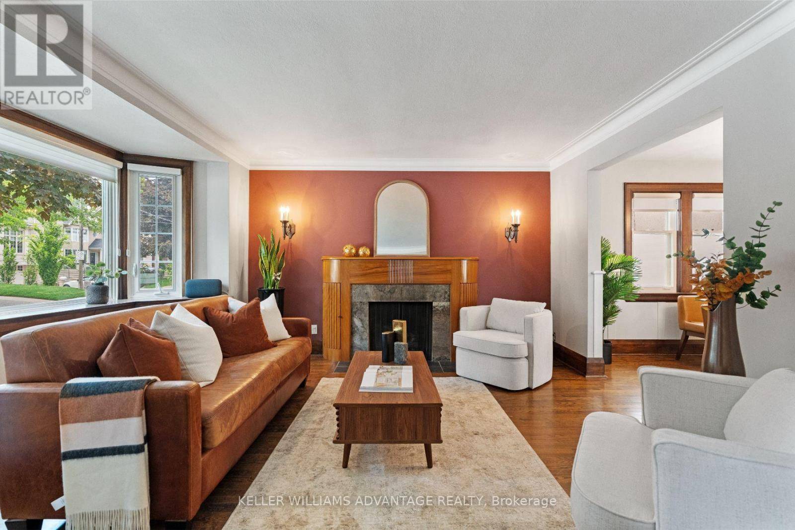 Toronto (lawrence Park North), ON M5M3V9,387 ELM ROAD