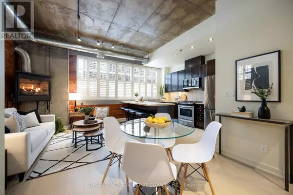 Toronto (north St. James Town), ON M4Y1B1,10 Wellesley PL #101